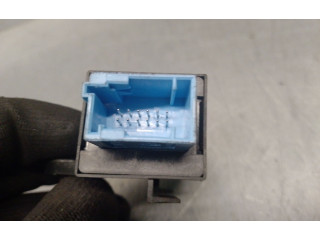 Блок предохранителей 9657087180   Citroen C6    