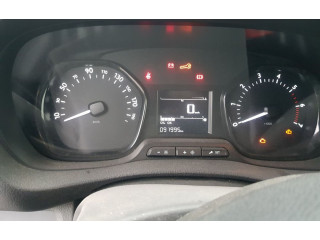 Přístrojová deska  Peugeot Expert 2016 9831168480  