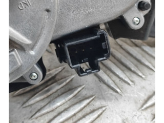 Двигатель стеклоочистителя заднего стекла L1TB17404   Ford Puma
