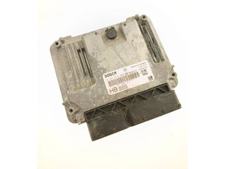 Řídící jednotka 55566277, 1039S23691   Opel Vectra C 2008