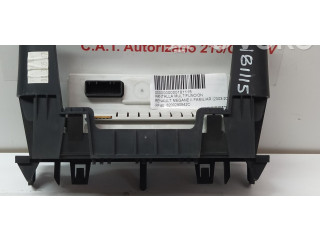 Дисплей    8200290542C   Renault Megane II