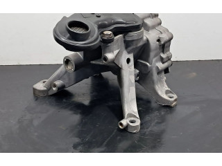 Масляный насос  B38 K15 A 11417637217, 11418513665  BMW i8 