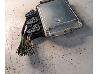 Блок управления двигателя 8200325719, 1039S03755   Nissan Primastar