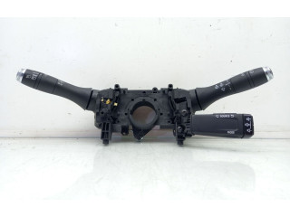Ручка стеклоочистителей 255675601R, 255675601RA   Renault Captur