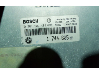 Řídící jednotka 1744605, 0261203484   BMW 8 E31 1995