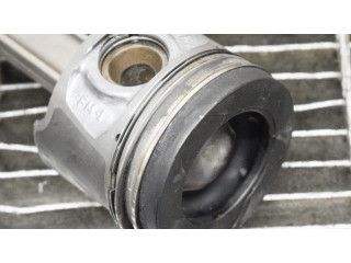  Поршень  120A18001R, 7701475074  Renault Clio IV для дизельного двигателя 1.5