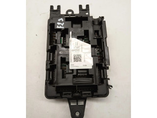   Pojistková skříňka 9389070   BMW 2 F22 F23 2020