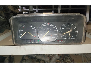 Přístrojová deska  Volkswagen PASSAT B3 1990 357919033  