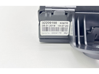   Pojistková skříňka 31346672, 32209198   Volvo XC60 2018