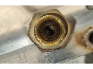 Vstřikovací lišta 06F133317L   Seat Exeo (3R)    BWE 