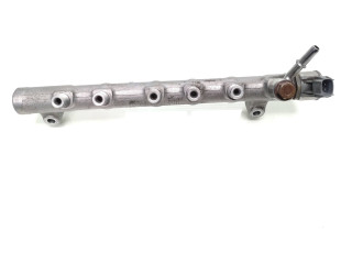 Vstřikovací lišta 31303612, 02b05517   Volvo V40    D4204T14 