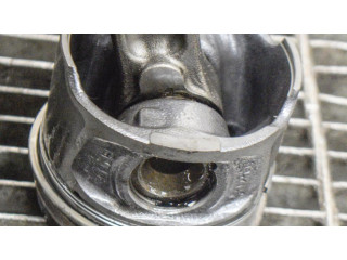Píst 121008820R, 120A16959R   Dacia Sandero  pro naftový motor 1.5 K9K 612 
