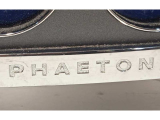 Přístrojová deska  Volkswagen Phaeton 2008 3D0920885K, 3D0920885KZ02  