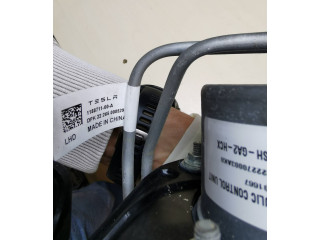 Jednotka ABS 104474500B, TG222468027910   Tesla Model Y 2023