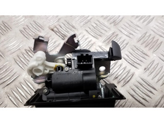 Замок багажника 3V0827505C    Skoda Superb B8 (3V) 2015-2024 года