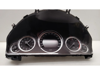 Přístrojová deska  Mercedes-Benz E W212 2010 A2129004104, A2C53279093  