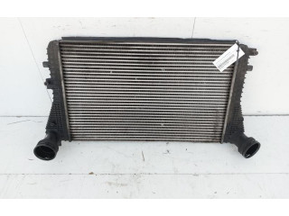 Интеркулер  1K0145803E   Volkswagen Golf Plus 