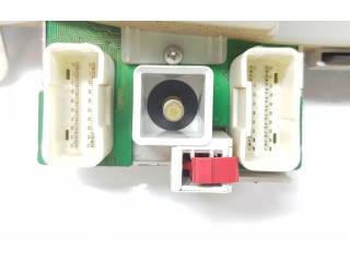 Přístrojová deska  Toyota Land Cruiser (J120) 2002 769314310, 838006D140  