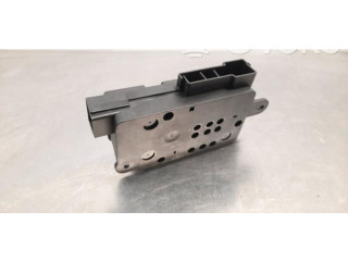 Блок предохранителей  8V0937548   Audi RS3    