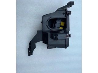 Блок предохранителей  A1665400224   Mercedes-Benz GLS X166    