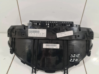 Přístrojová deska  Mercedes-Benz E W212 2011 A2125400748, A2129004304  
