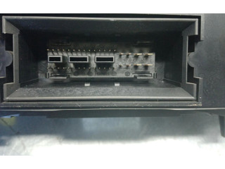 Панель приборов V0018000   Volkswagen PASSAT       