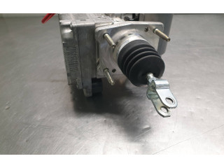 Jednotka ABS 4721052180   Toyota Yaris 2014