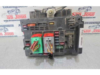 Zpětné zrcátko  Peugeot 406 2004  96500664080  