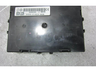   Pojistková skříňka 8200652285   Renault Clio III 2008