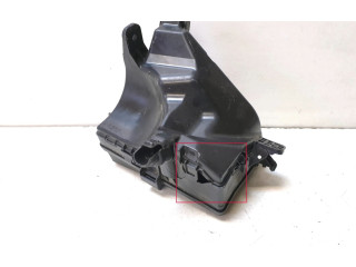   Pojistková skříňka 8266252801   Toyota Yaris 2020