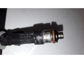 Vstřikovací lišta 8200494284   Dacia Dokker  pro benzínový motor 1.6 K7M 812 