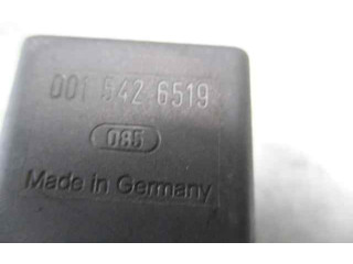   Pojistková skříňka 0015426519, 0332002197   Mercedes-Benz C W202 1997