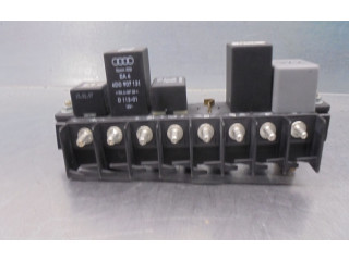 Pojistková skříňka Řídící jednotka BSM 4A0941822   Audi A8 S8 D2 4D 1997