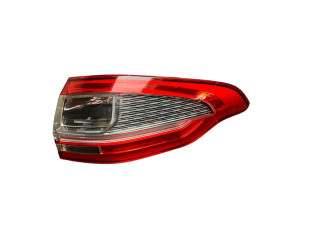 Задний фонарь правый 17318702    Ford S-MAX   2006-2015 года