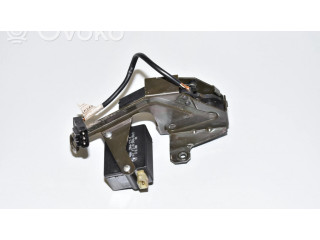 замок багажника 8384069, 8238469    BMW 5 E39 1996-2003 года