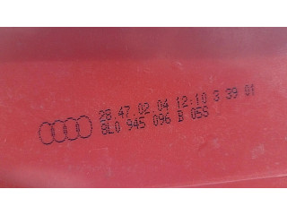 Задний фонарь правый сзади 8L0945096C    Audi A3 S3 8L   1996-2003 года