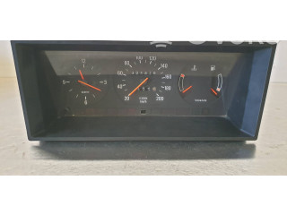 Přístrojová deska  Volvo 240 1991   
