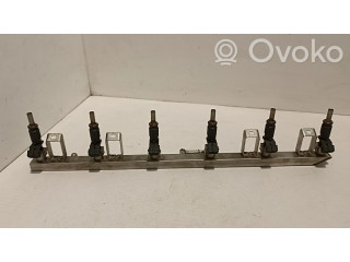 Топливная рампа 7542541   BMW 5 E60 E61 2.5 