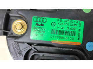 Вентилятор печки    8E1820021A   Audi A4 S4 B6 8E 8H