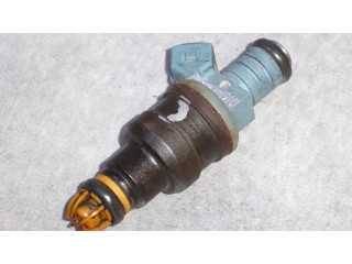 Vstřikovač 13641731357   BMW 3 E30    M40 