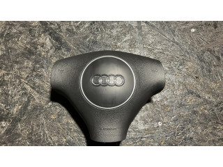 Подушка безопасности водителя 8E0880201   Audi A3 S3 8P