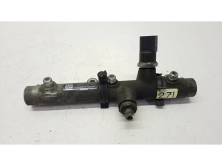 Vstřikovací lišta F00R001853, 059130089K   Audi A4 S4 B7 8E 8H  pro naftový motor 2.7  