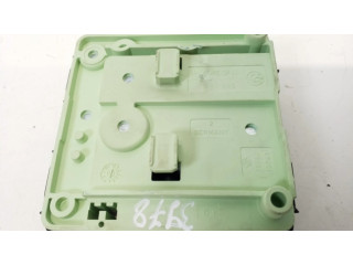 Блок предохранителей 6928945   BMW X3 E83    