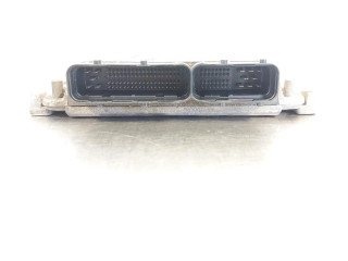 Блок управления двигателем ECU    8200199726   Renault Megane II
