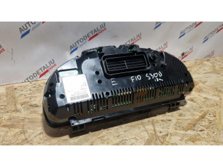Přístrojová deska  BMW 5 F10 F11 2011 9228614, 2059571  