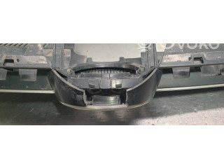 Передняя решётка Volkswagen Golf VI 2008-2013 года 5K0853653      