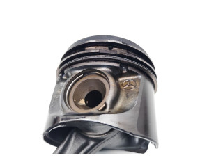 Píst OM640.940, 640.940   Mercedes-Benz A W169    OM640.940 