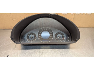 Přístrojová deska  Mercedes-Benz CLK A209 C209 2005 A2095407111, 110080282005  