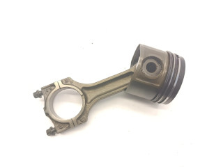Píst    BMW 3 E46  pro naftový motor 2.0 m47 