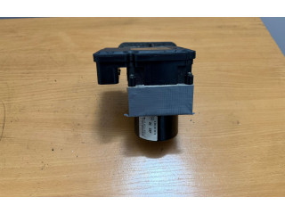 Jednotka ABS A2044313912, A2045453832   Mercedes-Benz C W204 2012